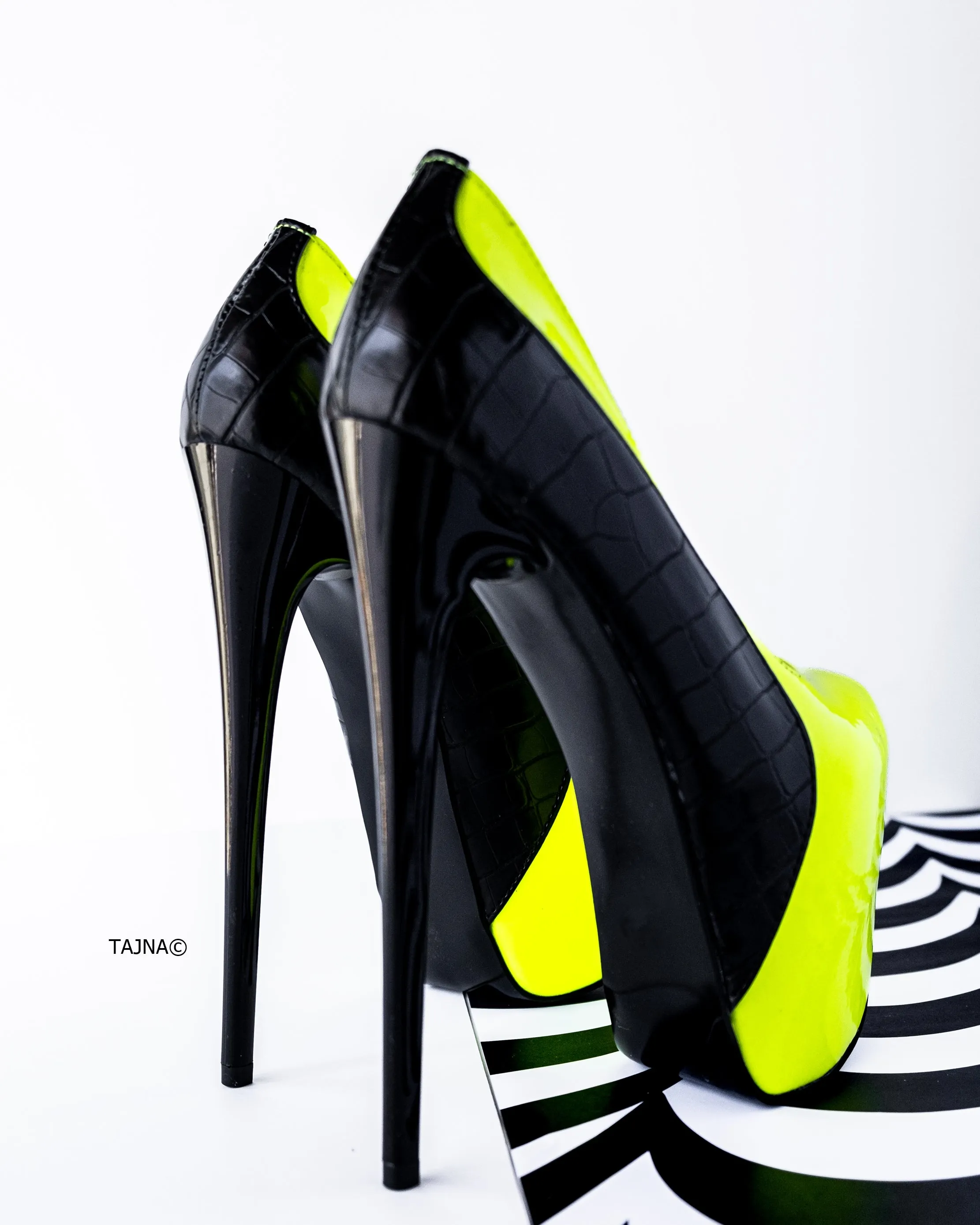 Double Colour Black Croco Yellow Neon Pumps