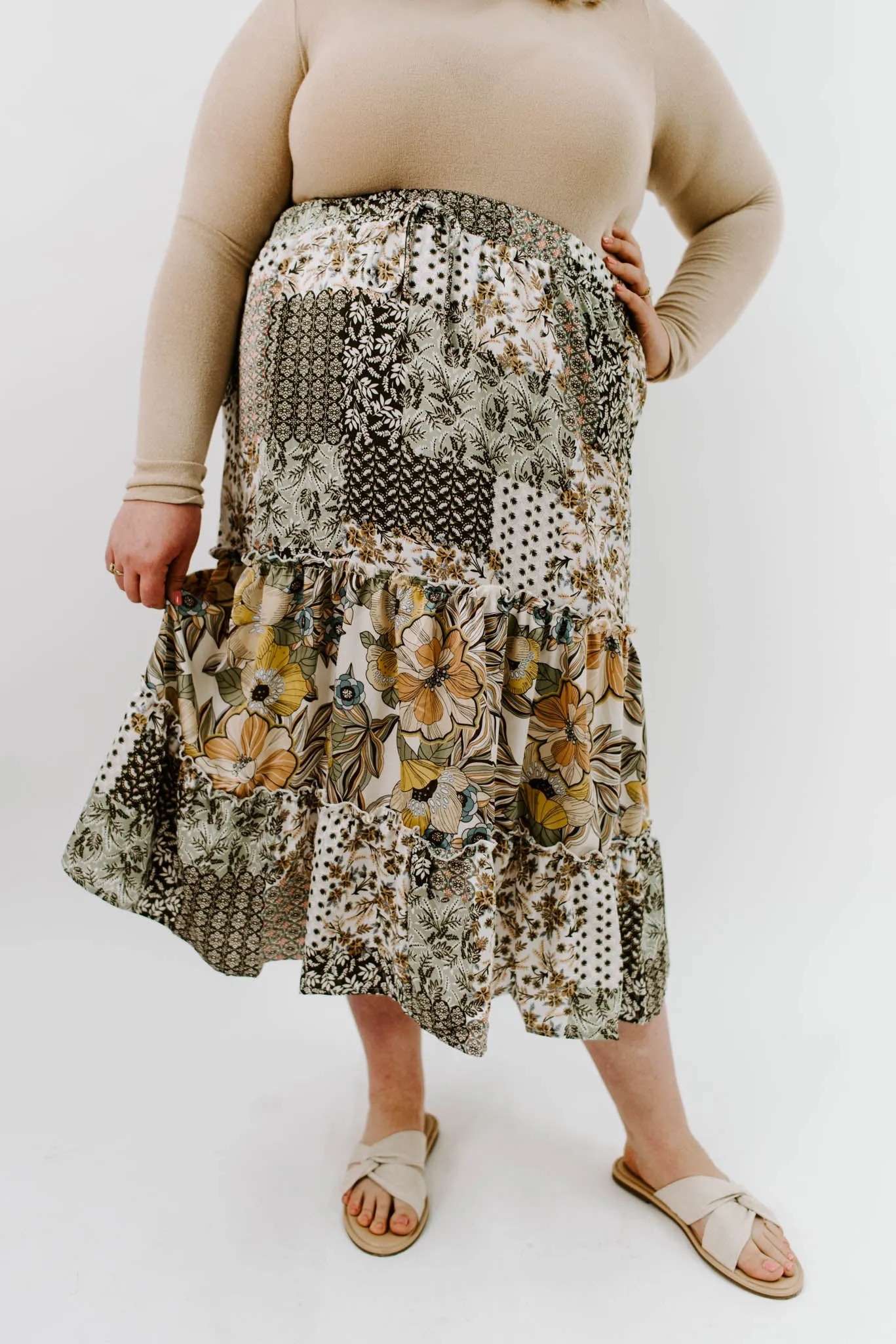 New Beginnings Curvy Floral Skirt