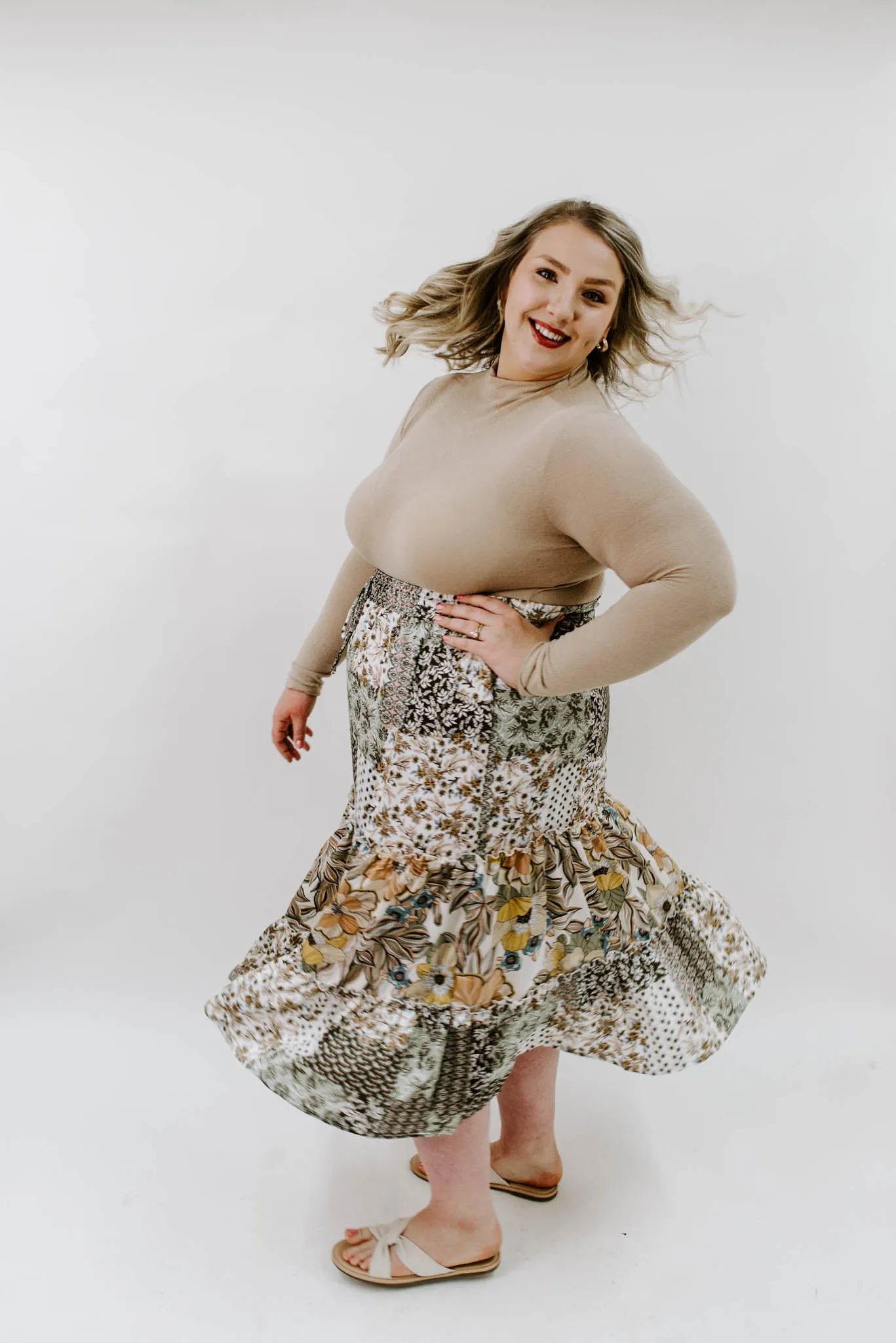 New Beginnings Curvy Floral Skirt