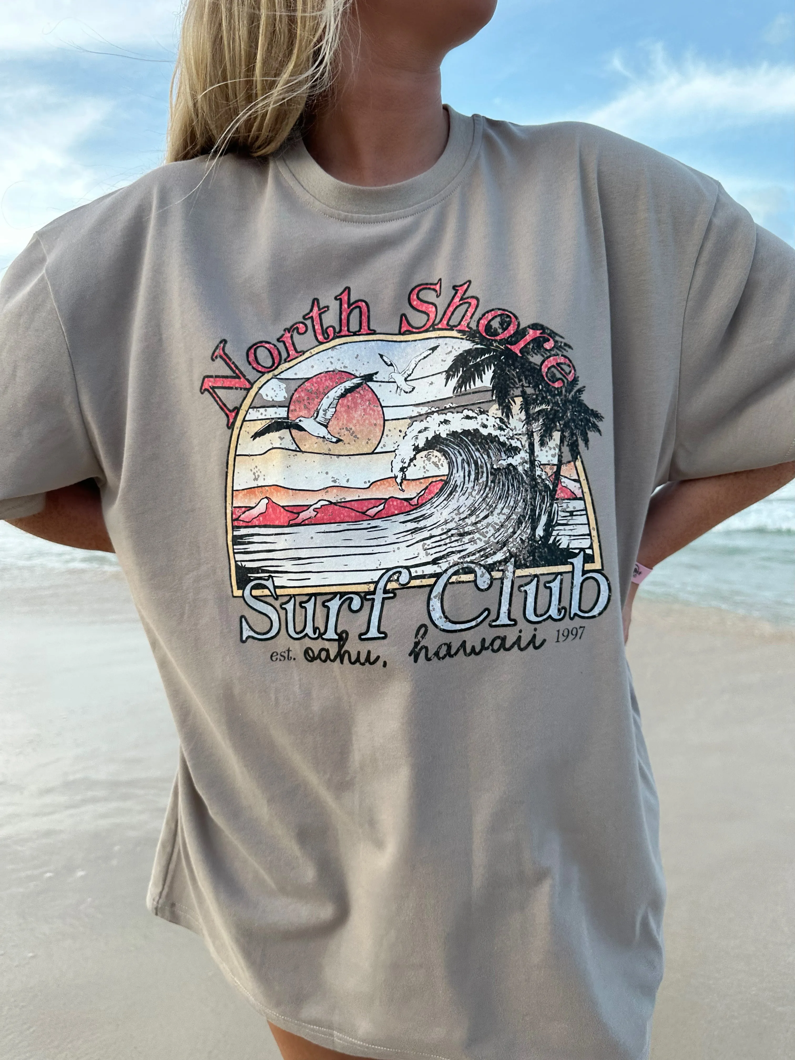 NORTH SHORE GRAPHIC TEE