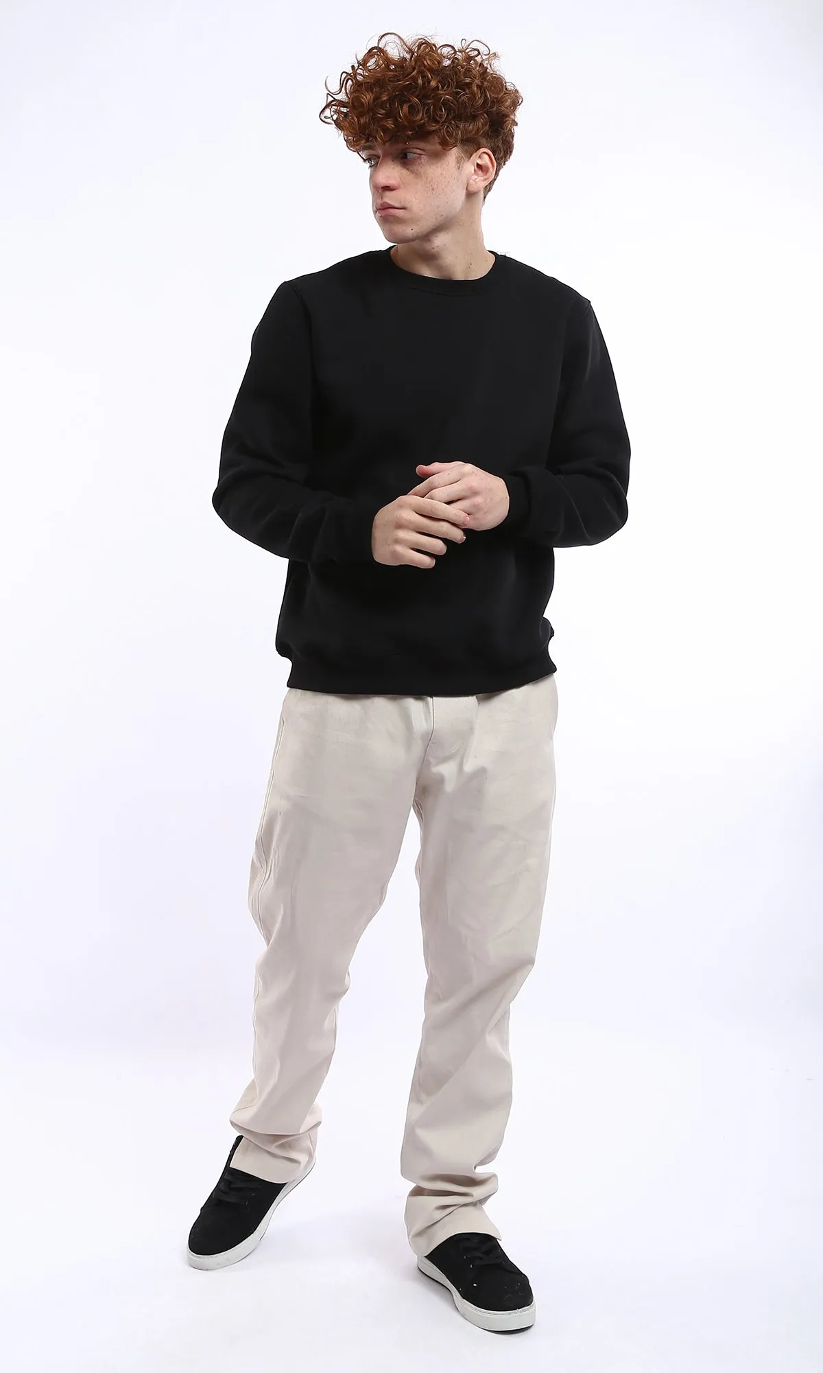 O176711 Solid Round Neck Slip On Black Sweatshirt