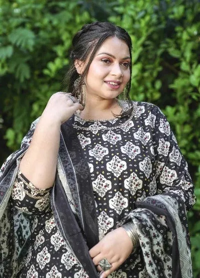 Plus Size Black White Handblock Readymade Salwar Suit